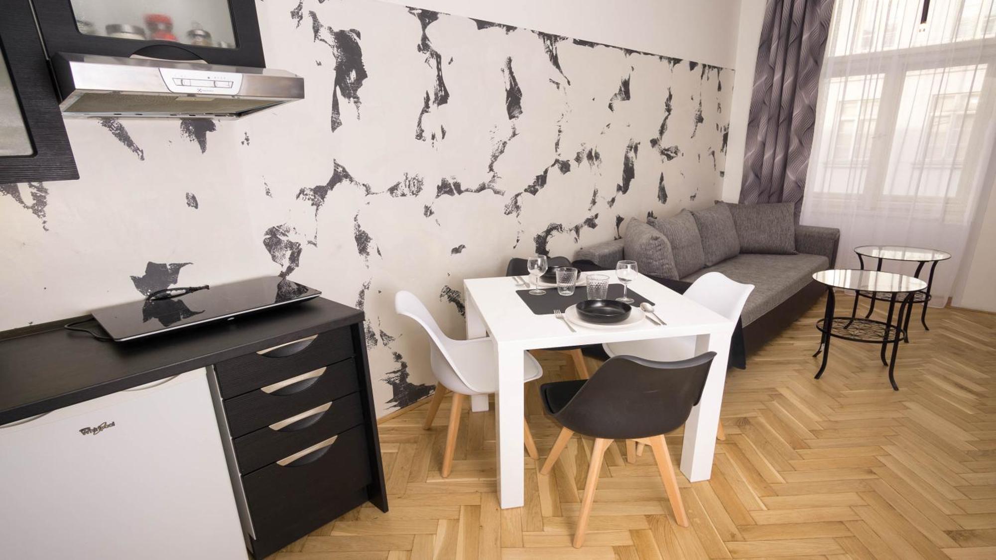 Black & White Apartment Prague By Wenceslas Square And Muzeum Δωμάτιο φωτογραφία